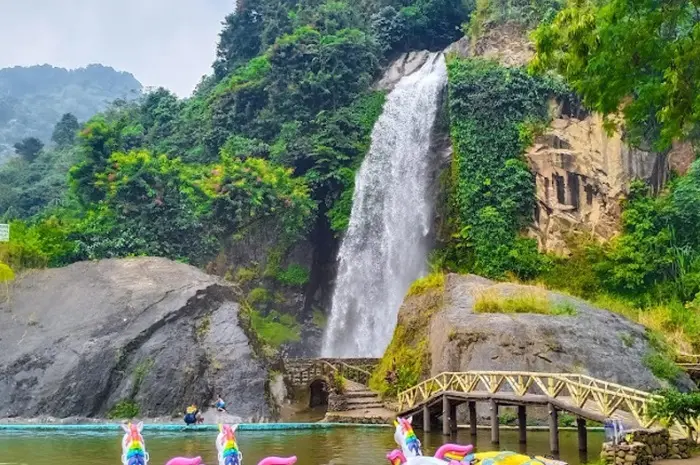 Bidadari Waterfall, a Waterfall Rich in Charm in Sentul