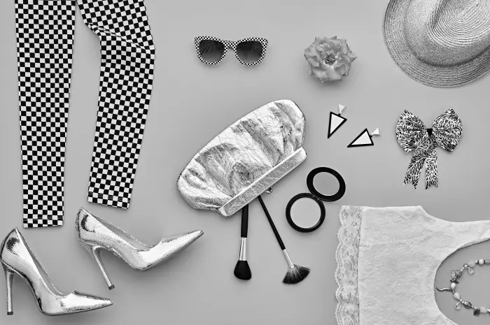 How to Incorporate Vintage Accessories into Modern Outfits