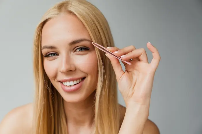 How to Tweeze Eyebrow Like a Pro